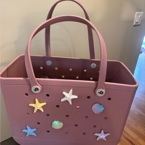 Large Bogg Bag with accessories